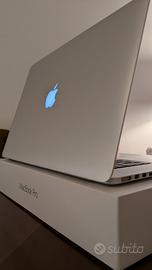 Macbook Pro Mid 2015, 15", i7, 16GB Ram, 256 SSD