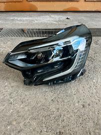 Faro sx Renault captur ll a led