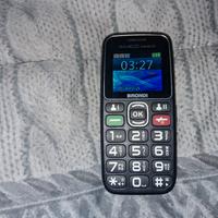 cellulare per anziani brondi amico praticamente nu