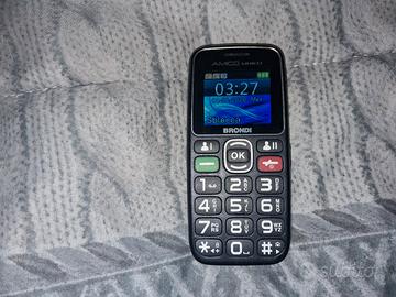 cellulare per anziani brondi amico praticamente nu