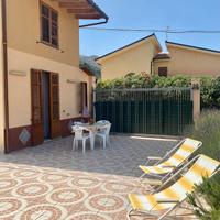 Villetta indipendente con giardino