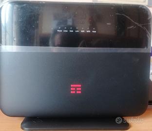 Modem Tim Hub+ZT-E ZXHN H2740 con Wi-
