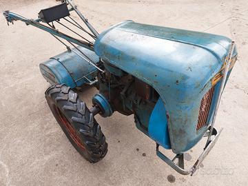 Atrezzi/Motocoltivatore 