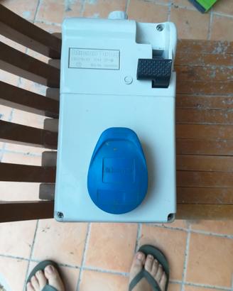 materiale elettrico