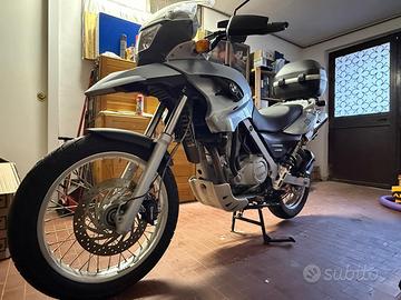 BMW F650GS - pochi km - sempre in garage - unipro
