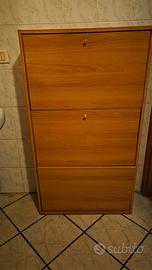 Scarpiera in legno