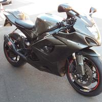 Suzuki GSX R 1000 - 2005