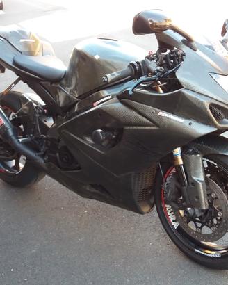 Suzuki GSX R 1000 - 2005