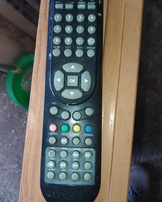 telecomando televisore q-bell33 usato