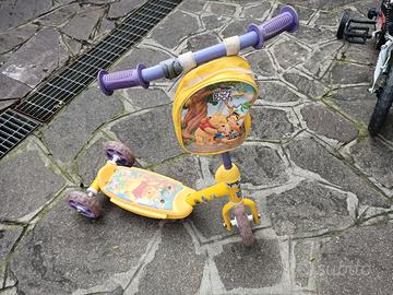 monopattino winnie the Pooh con sacca frontale