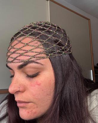 Cappello a rete lamè multicolor uncinetto