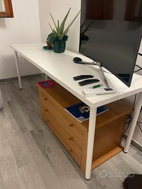 Tavolo bianco 200 × 60 cm con gambe smontabili