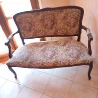 divanetto noce intagliato stoffa integra 