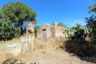 TER. AGRICOLO A LUCERA