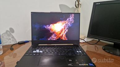 Computer portatile ASUS TUF DASH F15