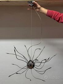 Lampadario  sosp.  20 luci con bracci flessibili.