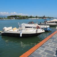 Posto barca in acqua a Bocca di Magra