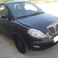 Lancia Ypsilon 1.3 MJT Momo Design