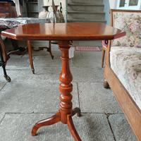 tavolo a vela antico