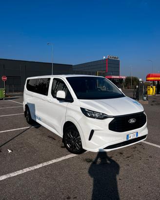 Ford transit kombi 8 posti automatico