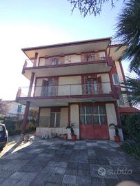 Appartamento di 150 m² con 5 locali a Somma Vesuvi