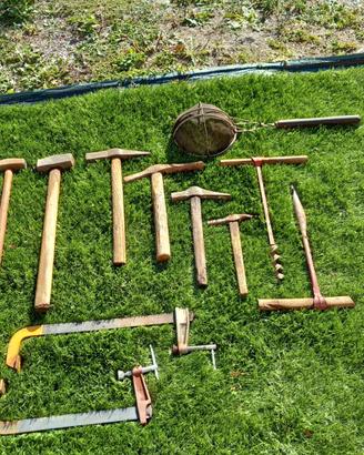 2° Lotto attrezzi antichi in ferro