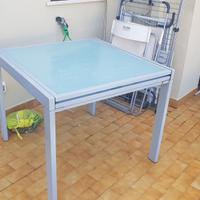 tavola da cucina o esterno