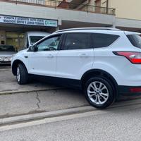 Ford Kuga 2.0 TDCI 150 CV S&S 4WD Powershift ST-Li