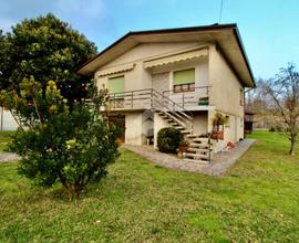VILLA SINGOLA A SAN MICHELE AL TAGLIAMENTO