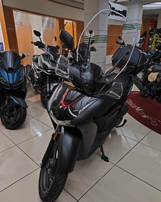Honda SH 125 Sport GT 26