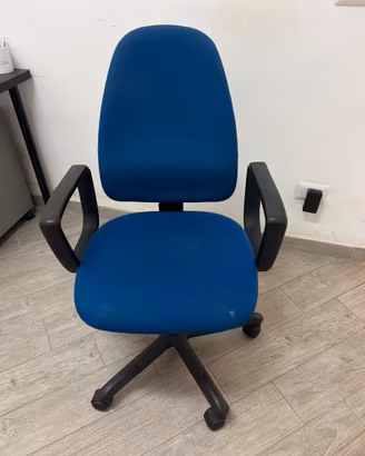 Poltroncina girevole
