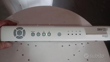 Decoder Sky  e Vodafone Power Station