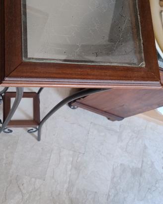 colonna in legno e ferro 