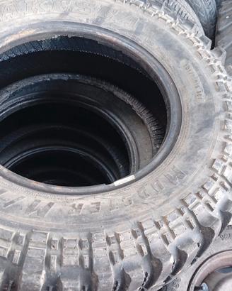 Pneumatici 205/70/15