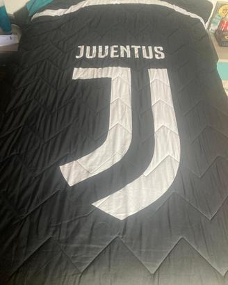 Piumone invernale, Juve