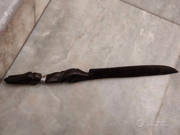 TAGLIACARTE TRIBALE in legno intarsiato Kenya