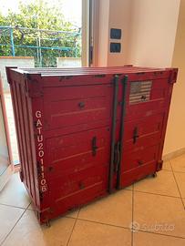 Cassettiera modello container.