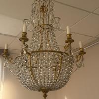 Lampadario impero in bronzo dorato e cristallo