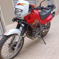 Honda NX 650 Dominator