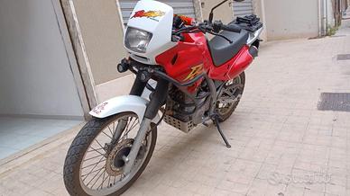 Honda NX 650 Dominator