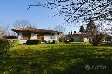 VILLA SINGOLA A RONCO BRIANTINO