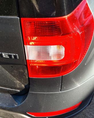 Ricambi Skoda Yeti grigio