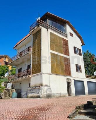 Villa bifamiliare San Pietro Val Lemina