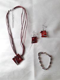 Parure bigiotteria color rossa. Nuova 