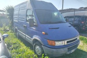 IVECO Daily 35S11 2.8 D PM-TA Furgone