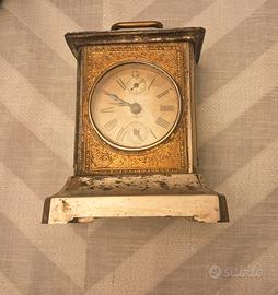 Antico orologio da tavolo o da carrozza