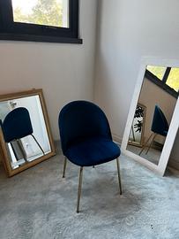 Sedie DEGHI in velluto blu e gambe oro