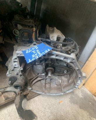 Cambio peugeot 208 - 1.2 b - 2019 - hmz