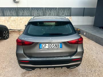 Mercedes GLA 200 D. AMG