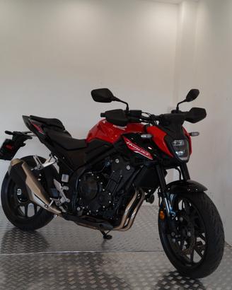 Honda Hornet 500 - 03.2026 - 2'550Km